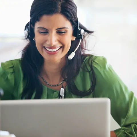 US-solutions-communications-services-expert-service