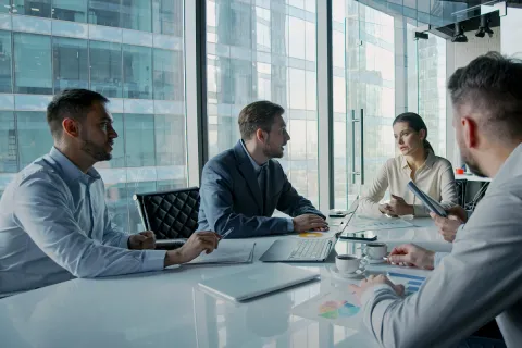 US-solutions-solutions-command-center